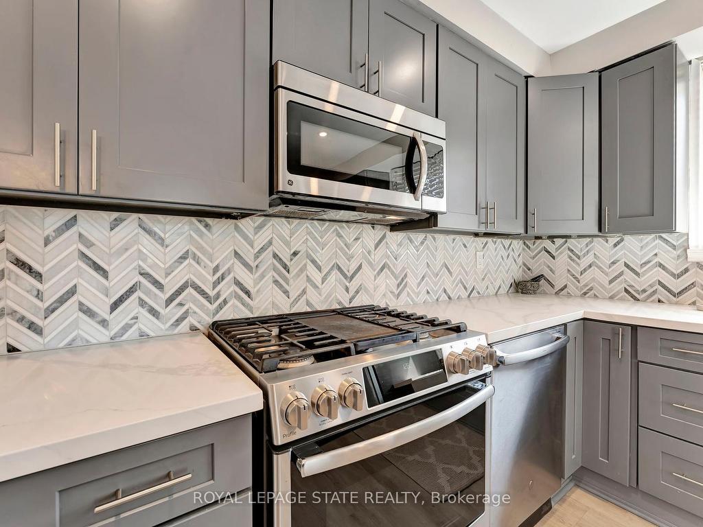









15


Elsa

Court,
Hamilton,




ON
L9C 4R7

