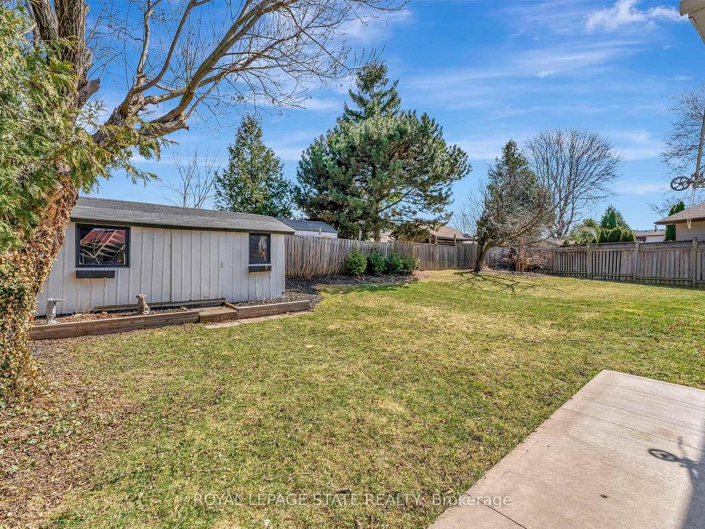 









15


Elsa

Court,
Hamilton,




ON
L9C 4R7

