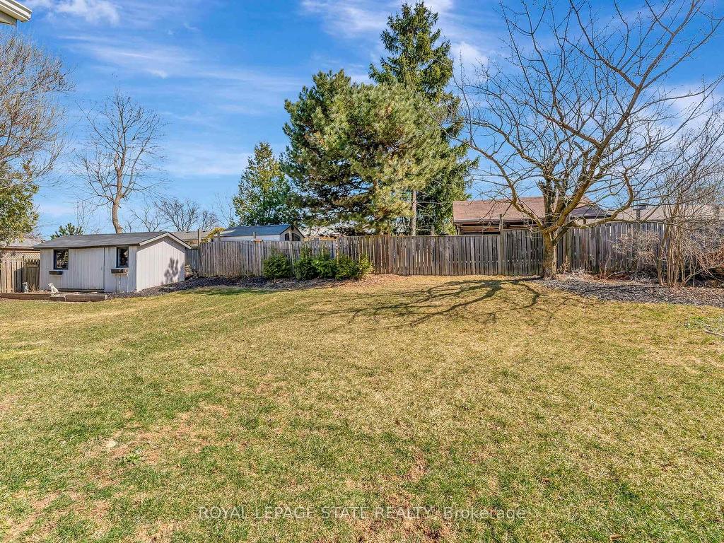 









15


Elsa

Court,
Hamilton,




ON
L9C 4R7

