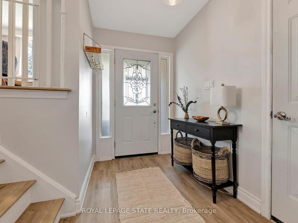 









15


Elsa

Court,
Hamilton,




ON
L9C 4R7

