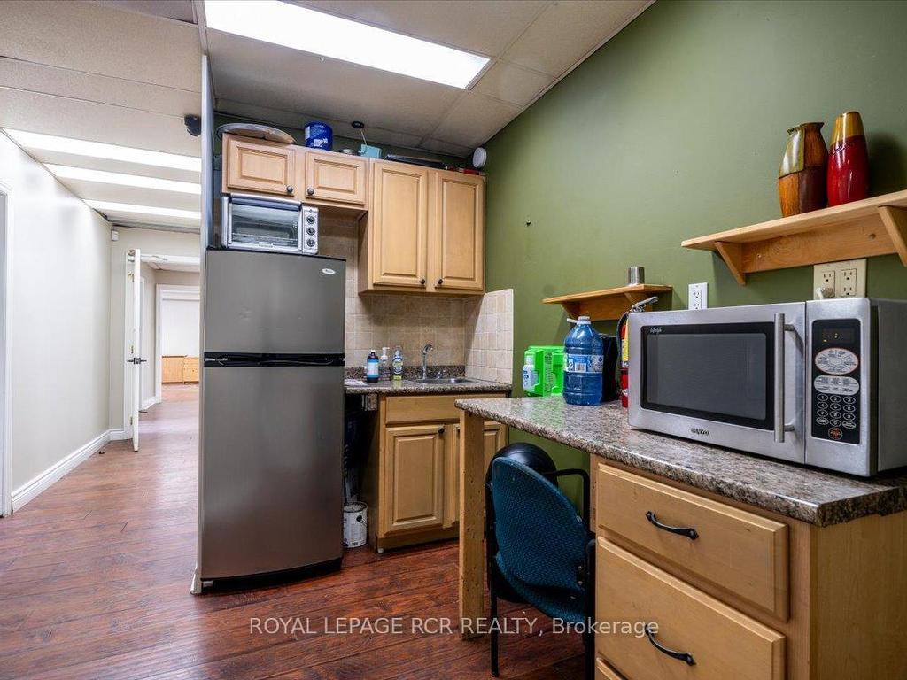 









355


Dissette

Street,
Bradford West Gwillimbury,




ON
L3Z 3G9

