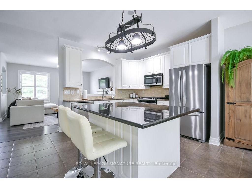 









7


Windsong

Crescent,
Bracebridge,




ON
P1L 1W9

