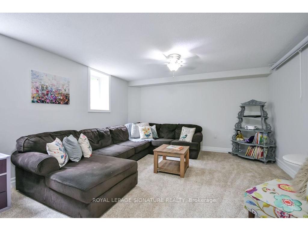 









7


Windsong

Crescent,
Bracebridge,




ON
P1L 1W9

