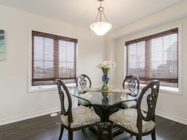 









587


Allport

Gate,
Milton,




ON
L9T 9J5

