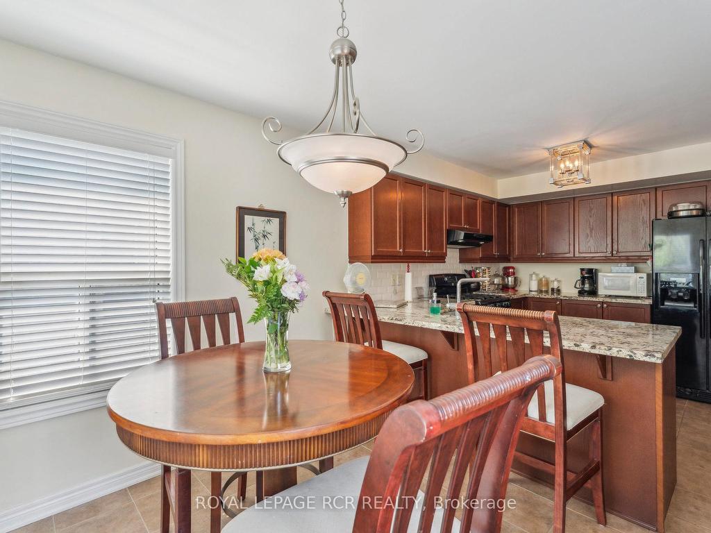 









257


Berry

Street,
Shelburne,




ON
L9V 3E1

