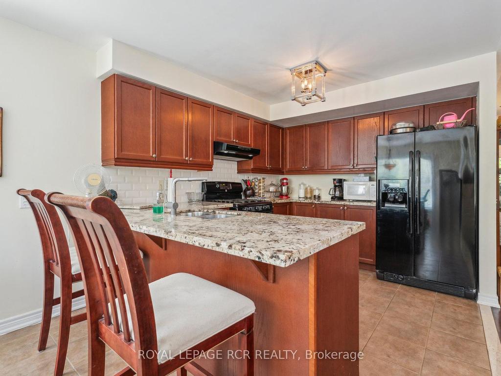 









257


Berry

Street,
Shelburne,




ON
L9V 3E1

