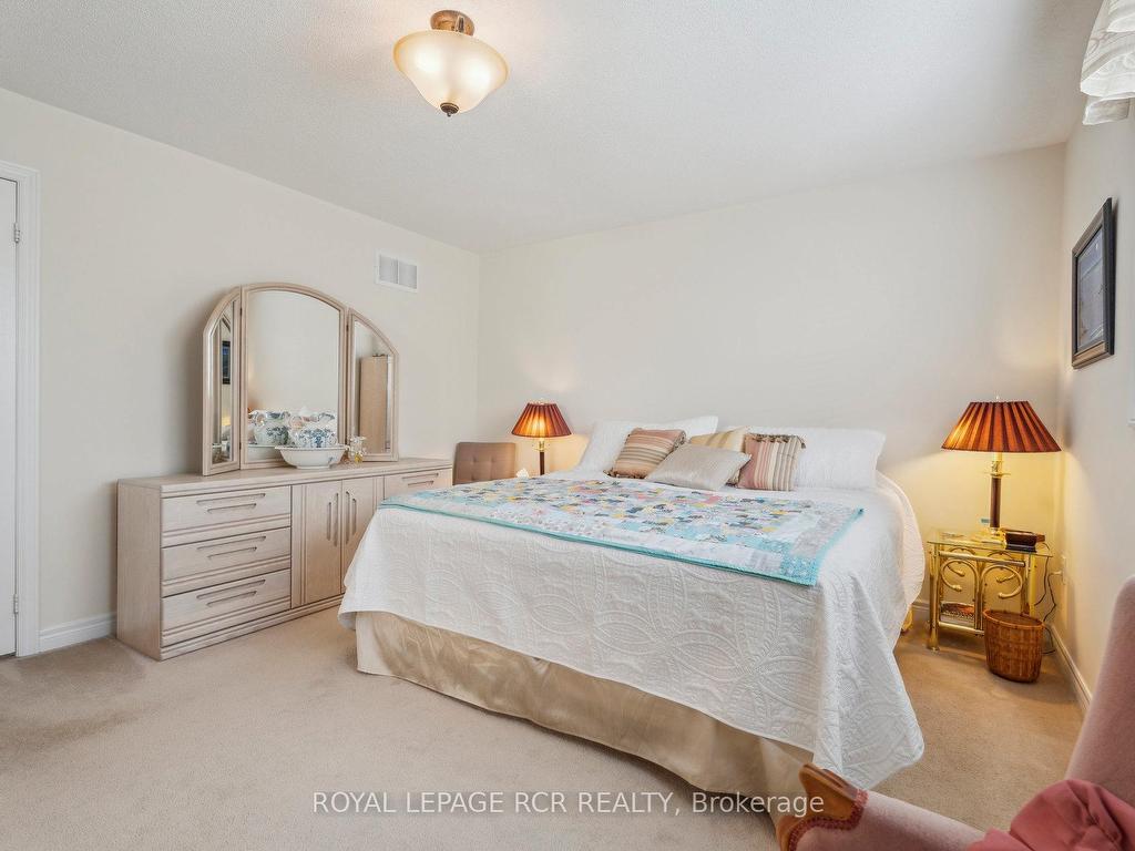 









257


Berry

Street,
Shelburne,




ON
L9V 3E1

