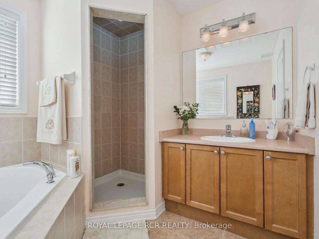 









257


Berry

Street,
Shelburne,




ON
L9V 3E1

