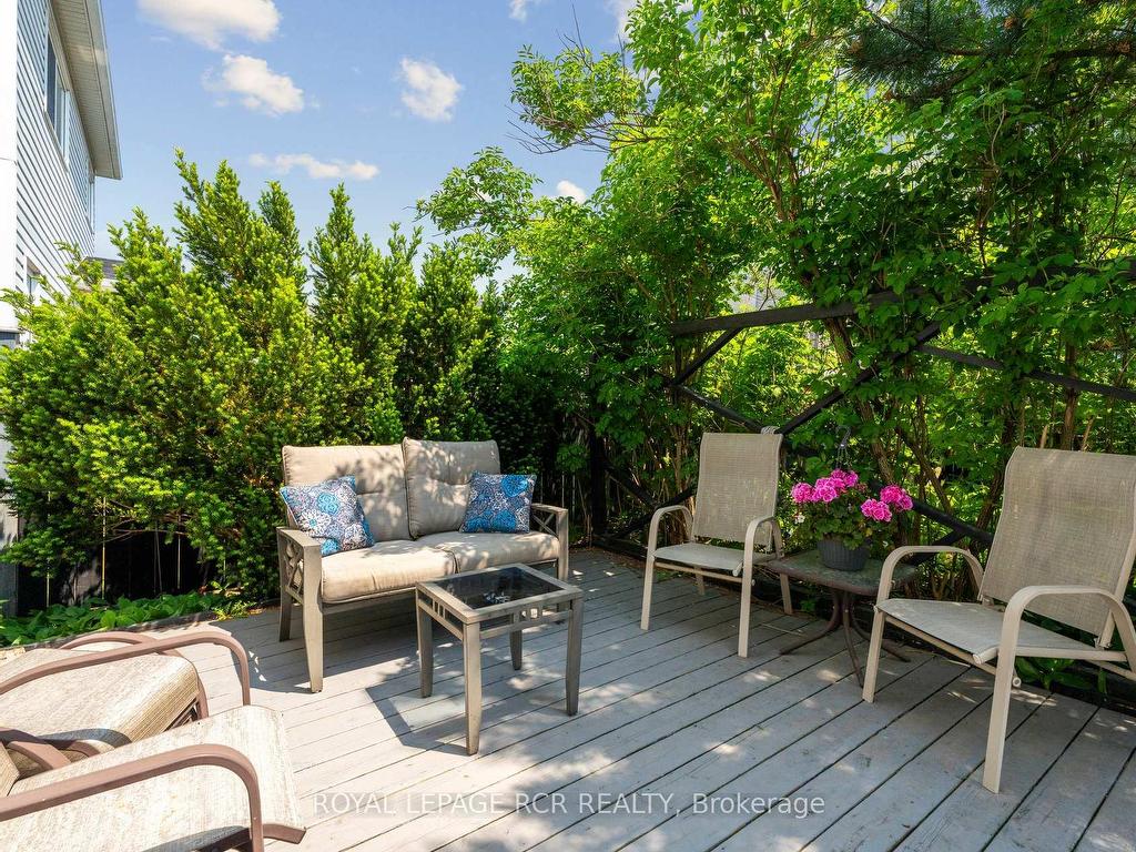 









257


Berry

Street,
Shelburne,




ON
L9V 3E1

