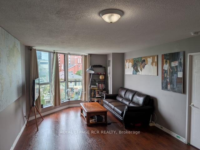 









150


Dunlop

Street East, 701,
Barrie,




ON
L4M 6H1

