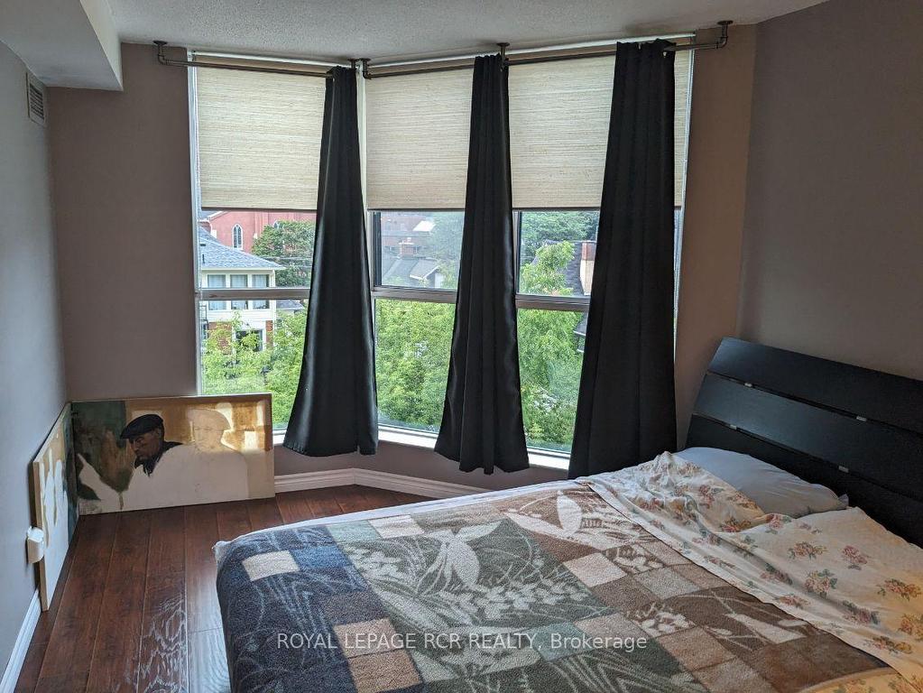 









150


Dunlop

Street East, 701,
Barrie,




ON
L4M 6H1

