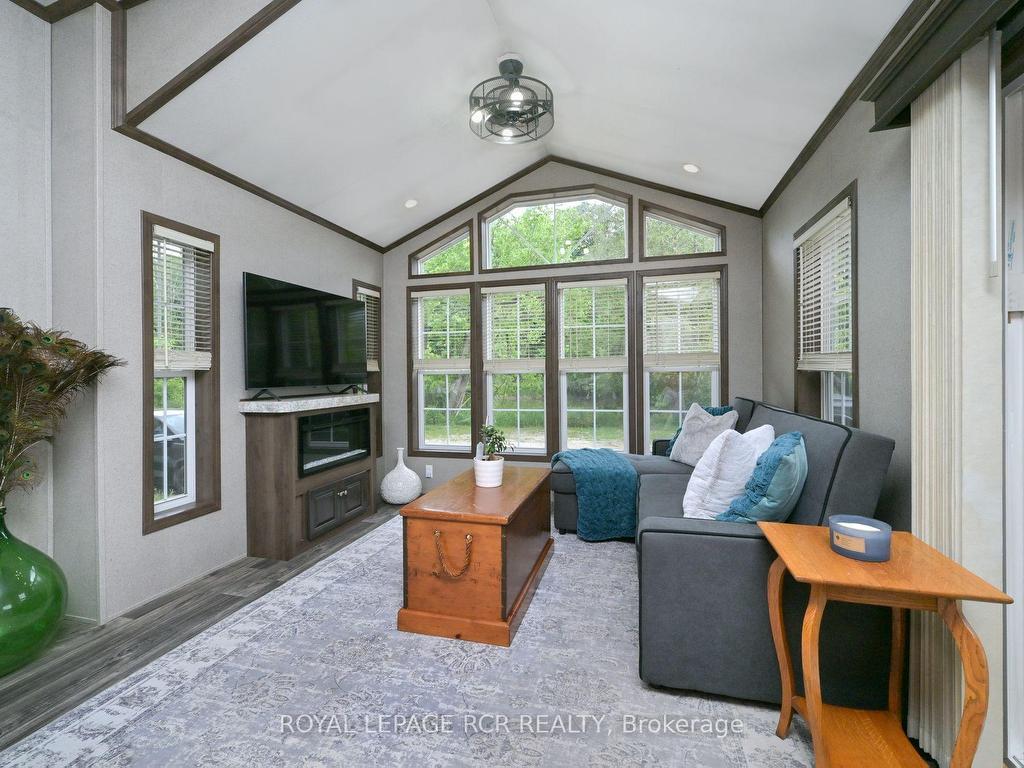 









6047


Highway 89

N/A, Lot 98,
New Tecumseth,




ON
L9R 2G2

