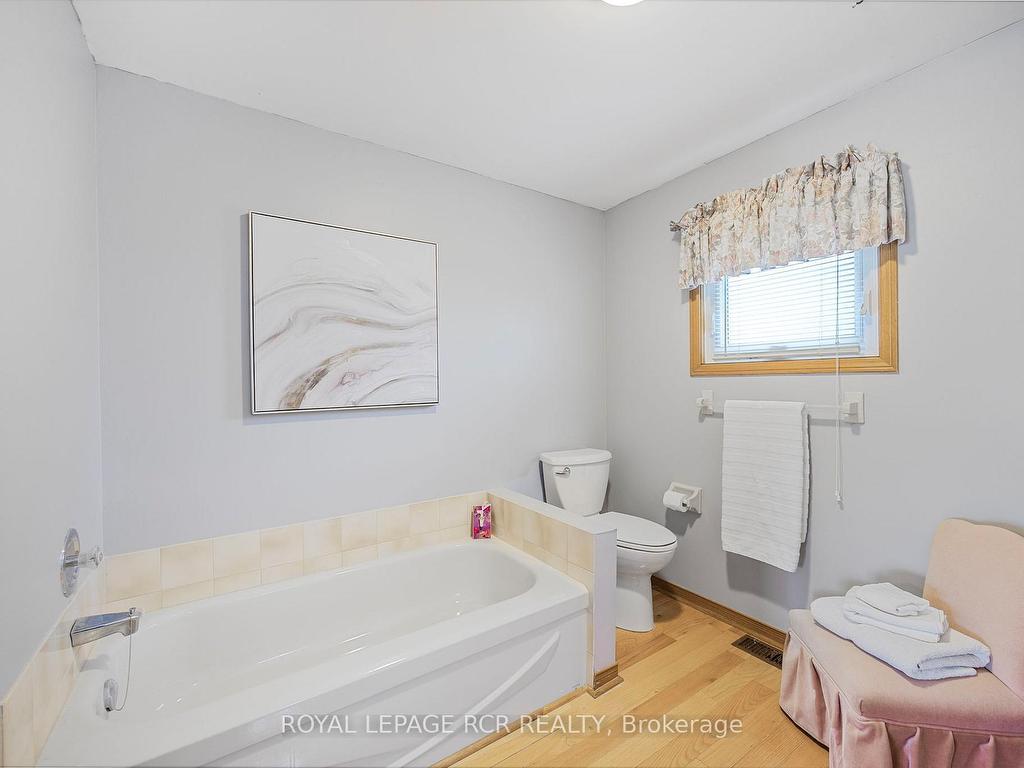 









39


Passmore

Avenue,
Orangeville,




ON
L9W 4K4

