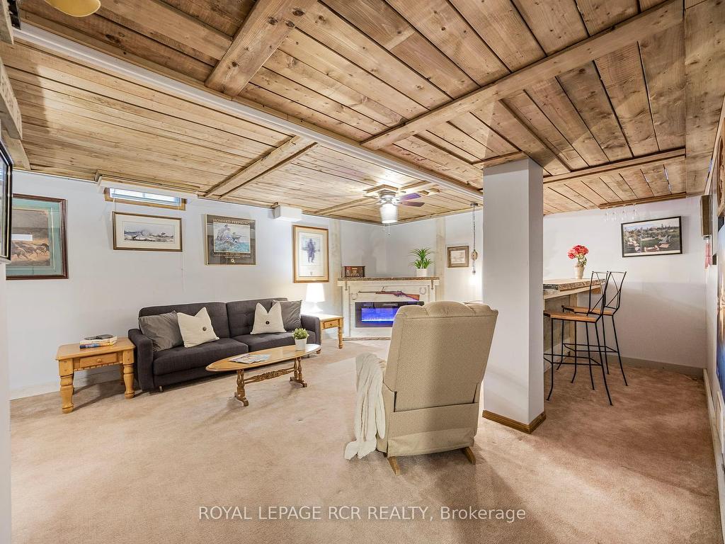 









39


Passmore

Avenue,
Orangeville,




ON
L9W 4K4

