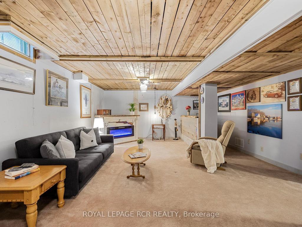 









39


Passmore

Avenue,
Orangeville,




ON
L9W 4K4

