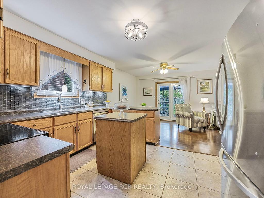 









39


Passmore

Avenue,
Orangeville,




ON
L9W 4K4


