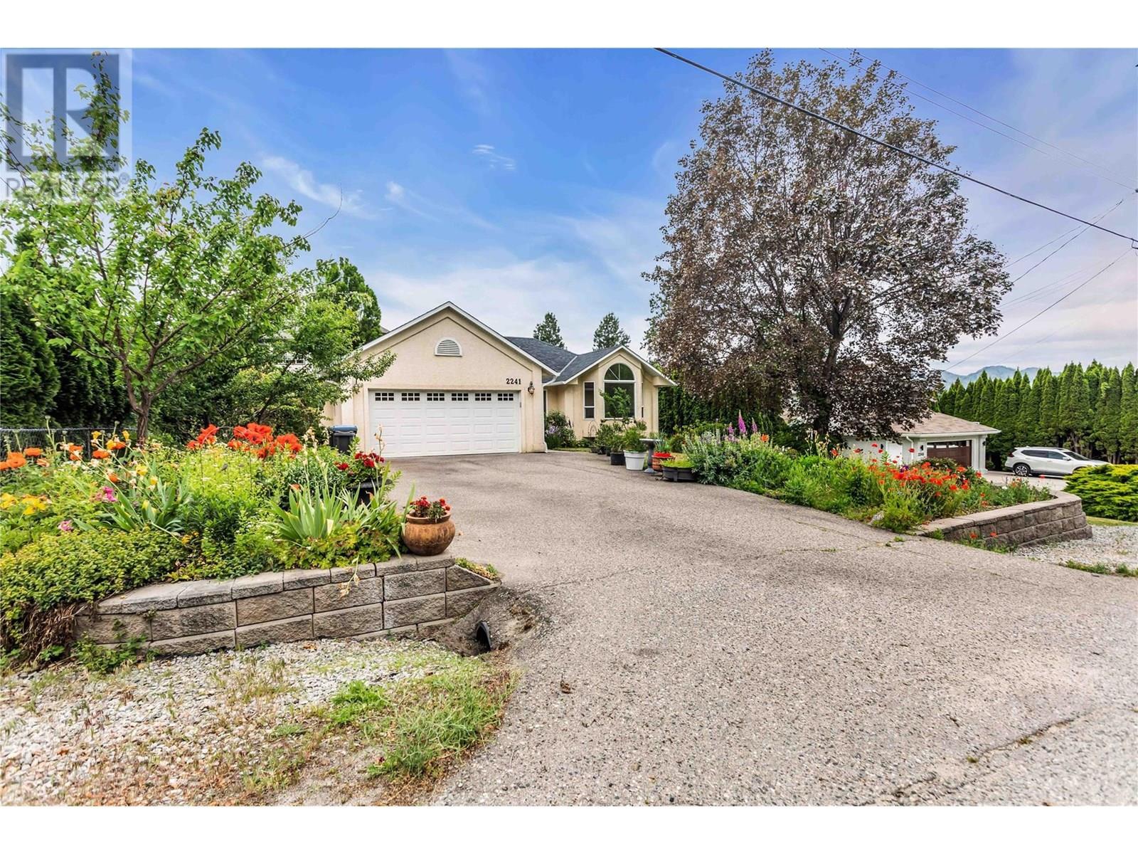 












2241 Majoros Road

,
West Kelowna,




British Columbia
V4T2C2

