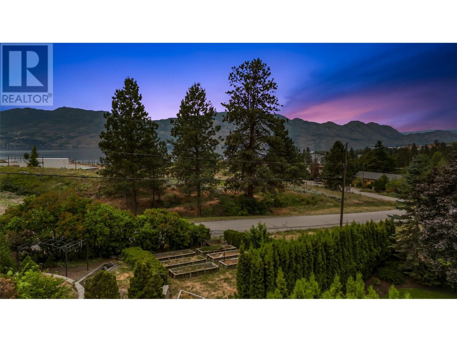 












2241 Majoros Road

,
West Kelowna,




British Columbia
V4T2C2

