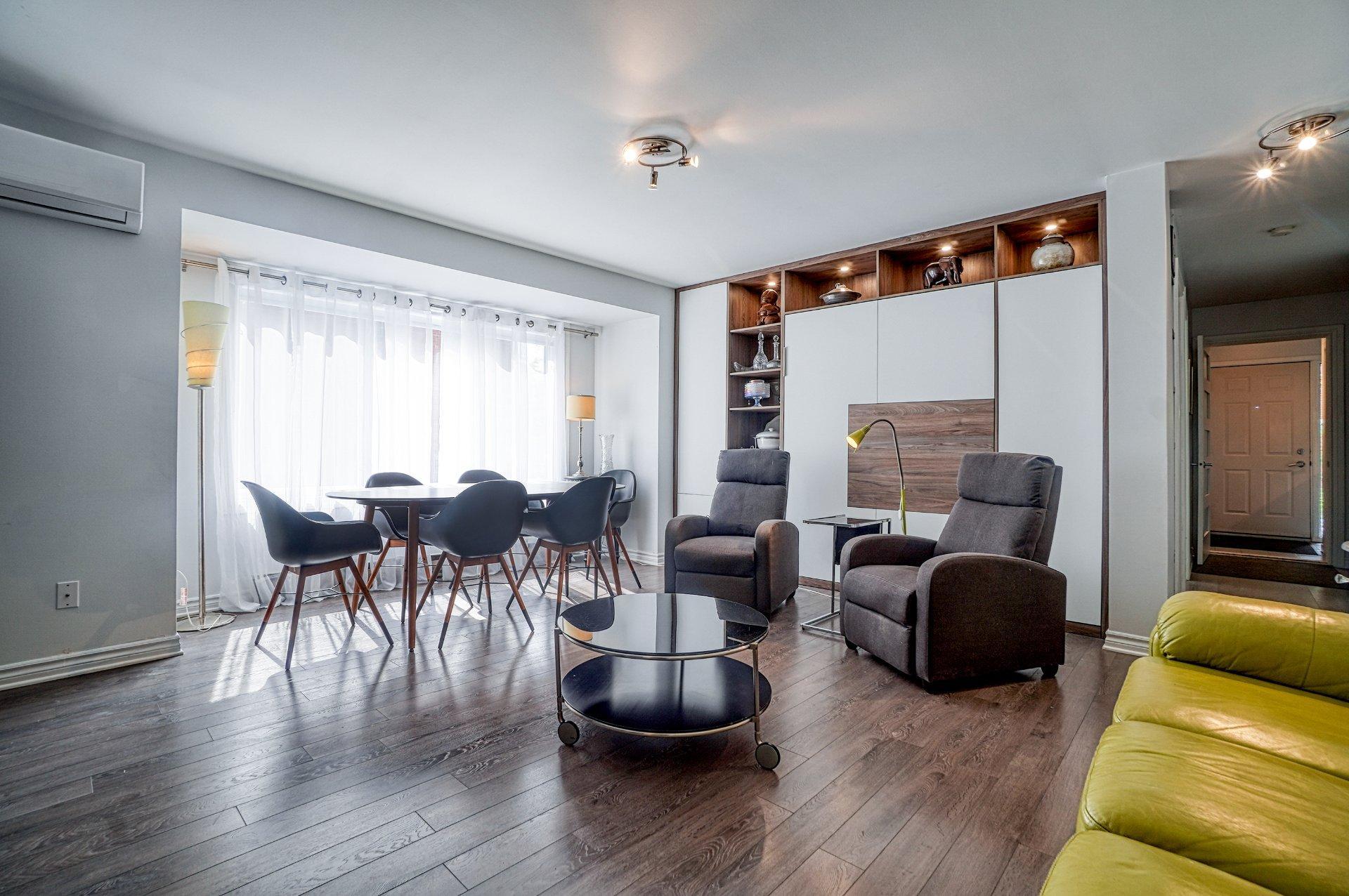 









295


Rue d'Orléans

,
Saint-Lambert,




QC
J4S1Y1

