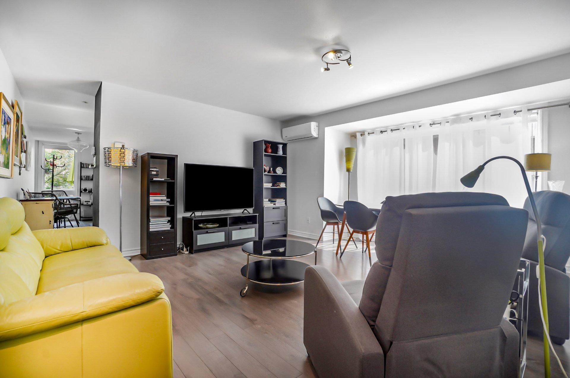 









295


Rue d'Orléans

,
Saint-Lambert,




QC
J4S1Y1

