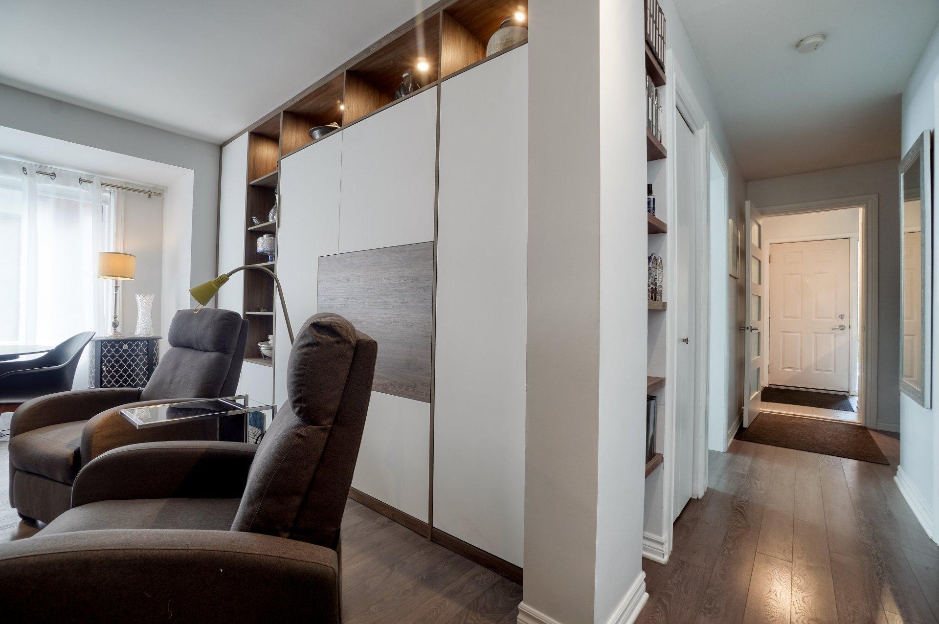 









295


Rue d'Orléans

,
Saint-Lambert,




QC
J4S1Y1

