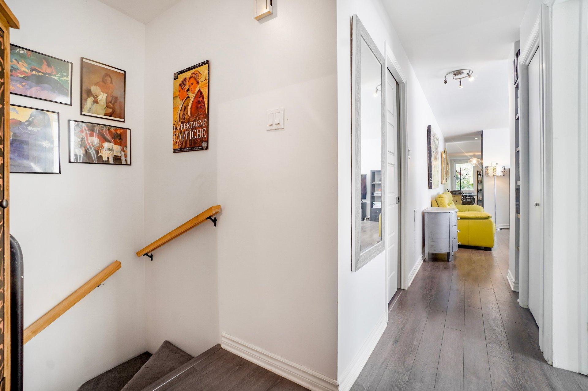 









295


Rue d'Orléans

,
Saint-Lambert,




QC
J4S1Y1

