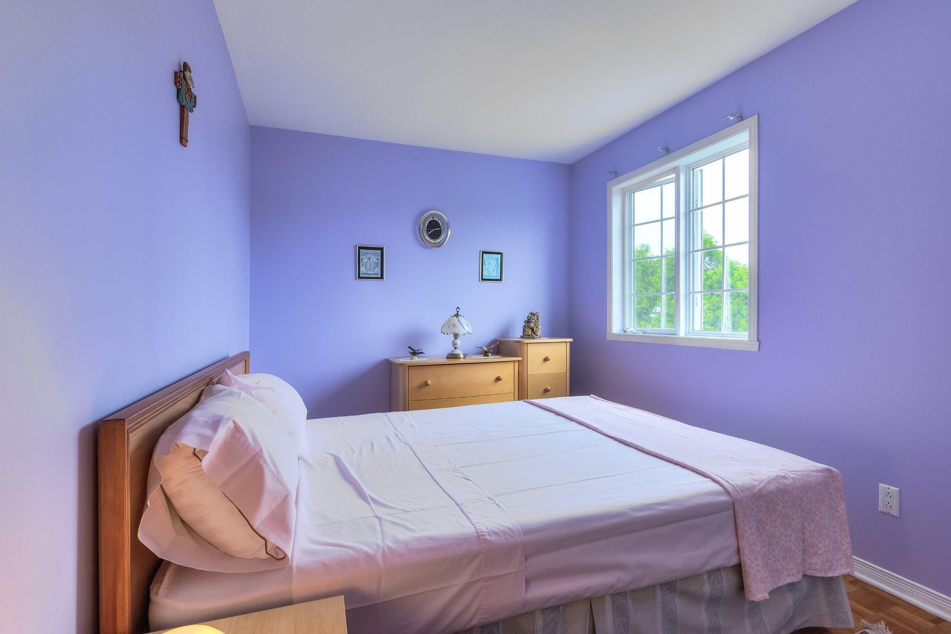 









17115


Rue Guillaume

,
Montréal (Pierrefonds-Roxboro),




QC
H9J3T6

