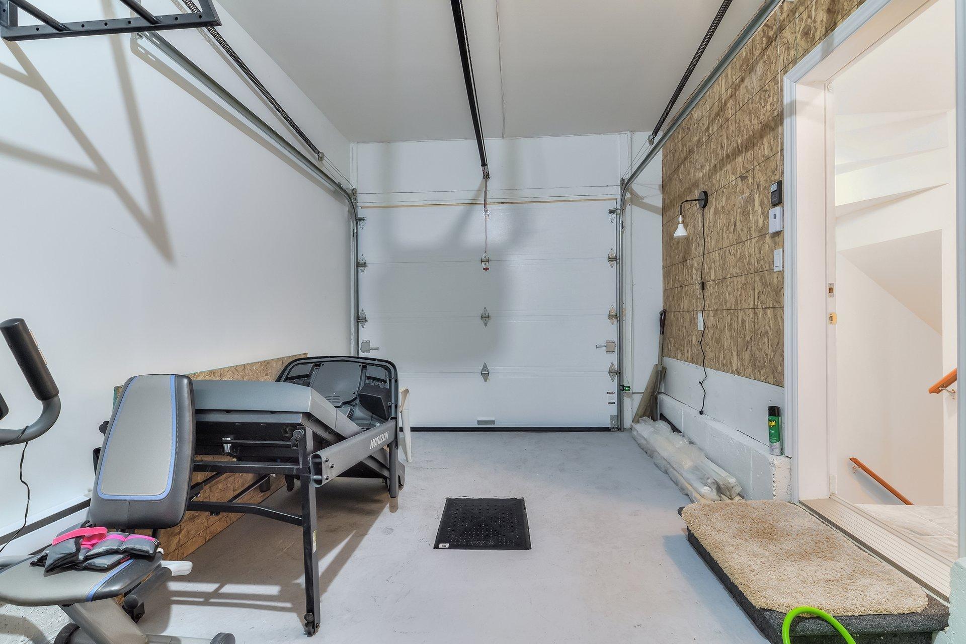 









17115


Rue Guillaume

,
Montréal (Pierrefonds-Roxboro),




QC
H9J3T6

