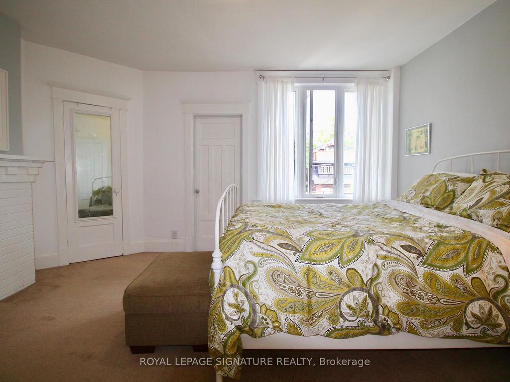 









53


Browning

Avenue,
Toronto,




ON
M4K 1V8


