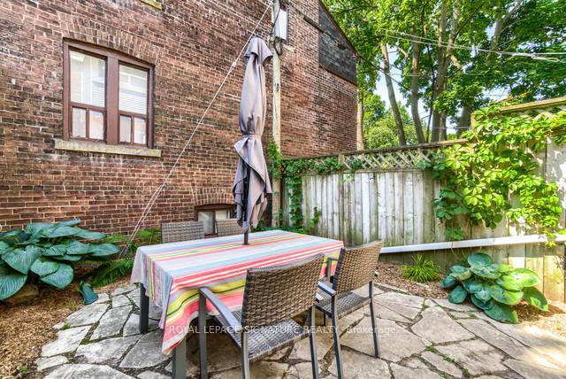 









53


Browning

Avenue,
Toronto,




ON
M4K 1V8

