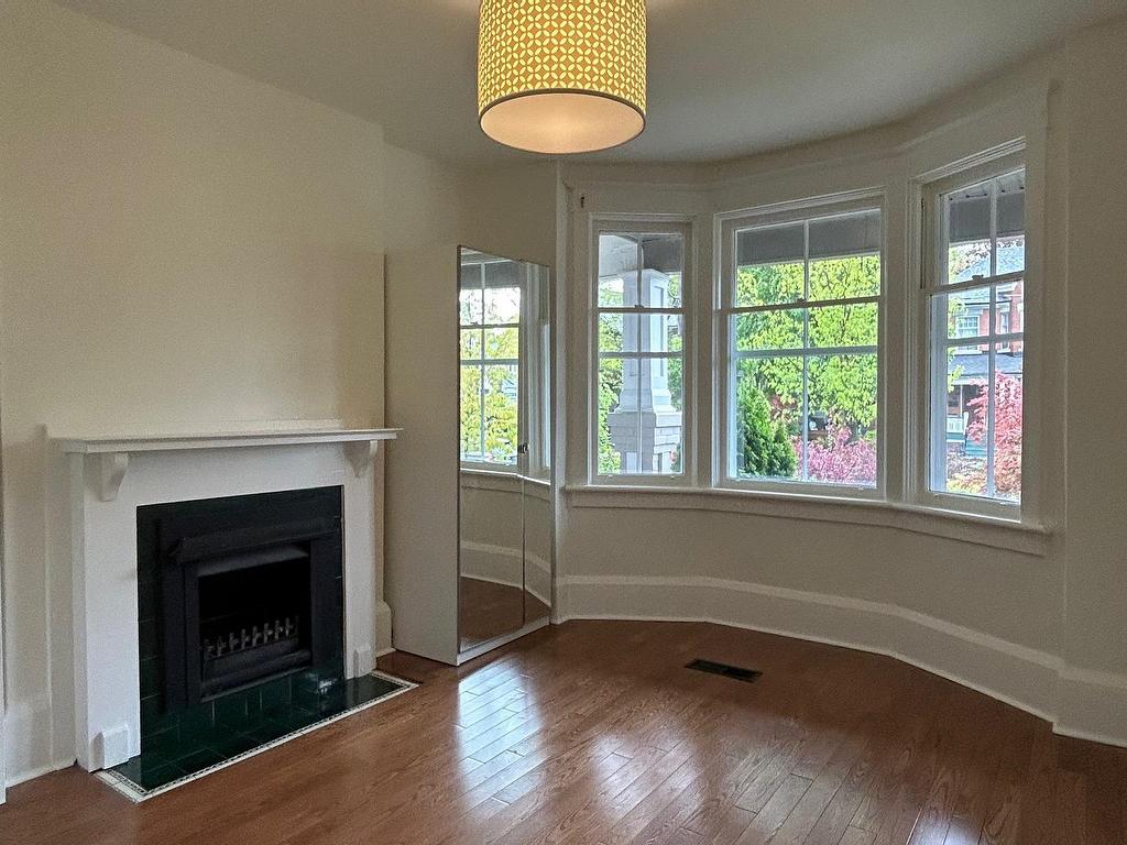 









53


Browning

Avenue,
Toronto,




ON
M4K 1V8

