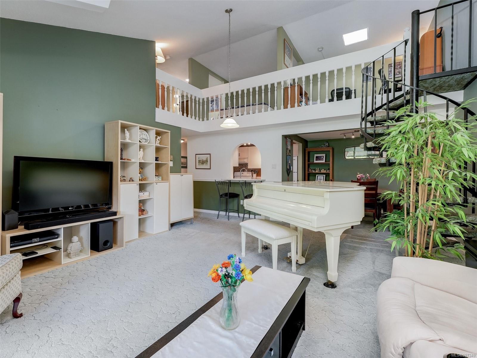 









1009


McKenzie

Ave, 406,
Saanich,




BC
V8X 4B1

