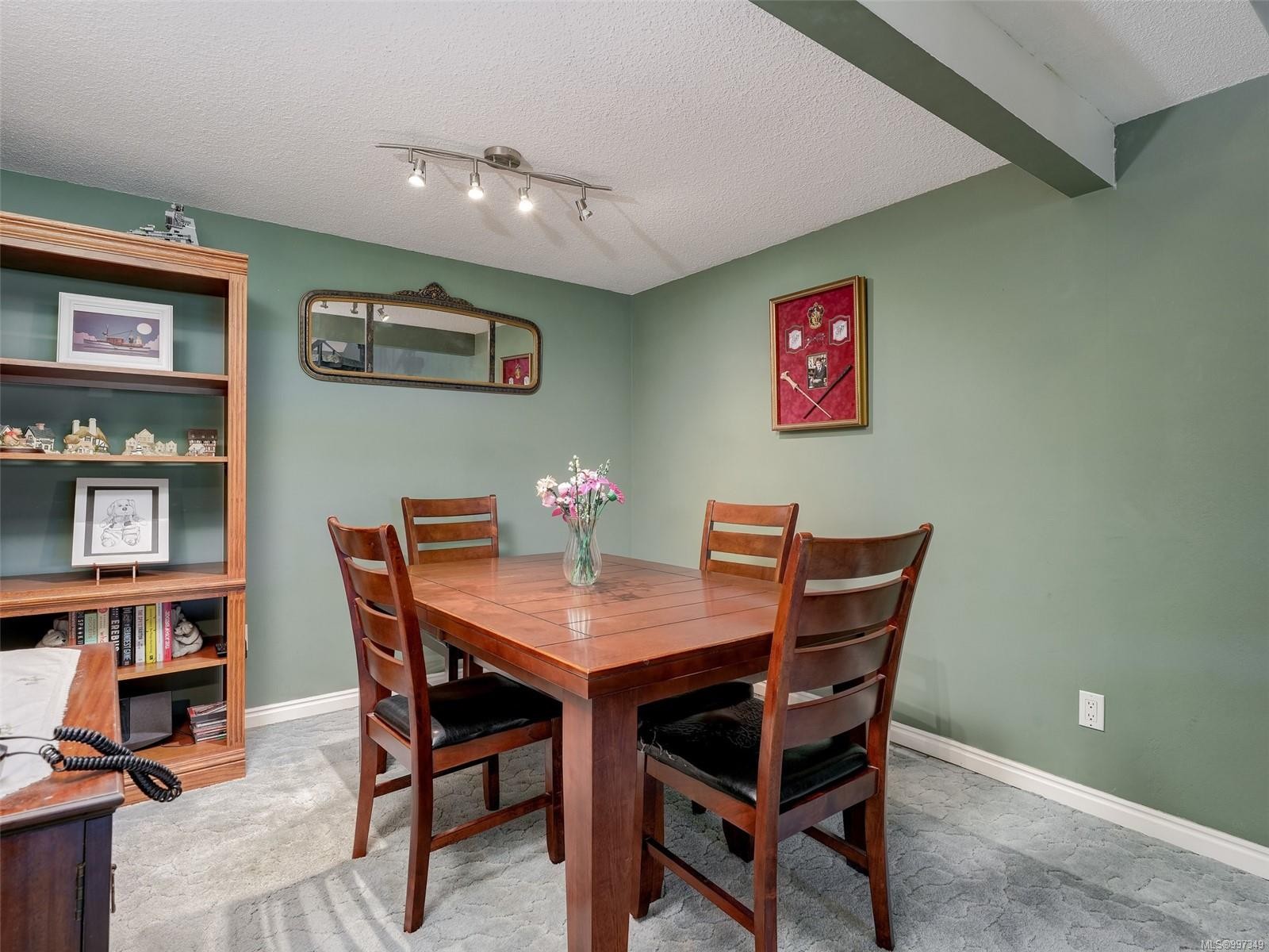 









1009


McKenzie

Ave, 406,
Saanich,




BC
V8X 4B1


