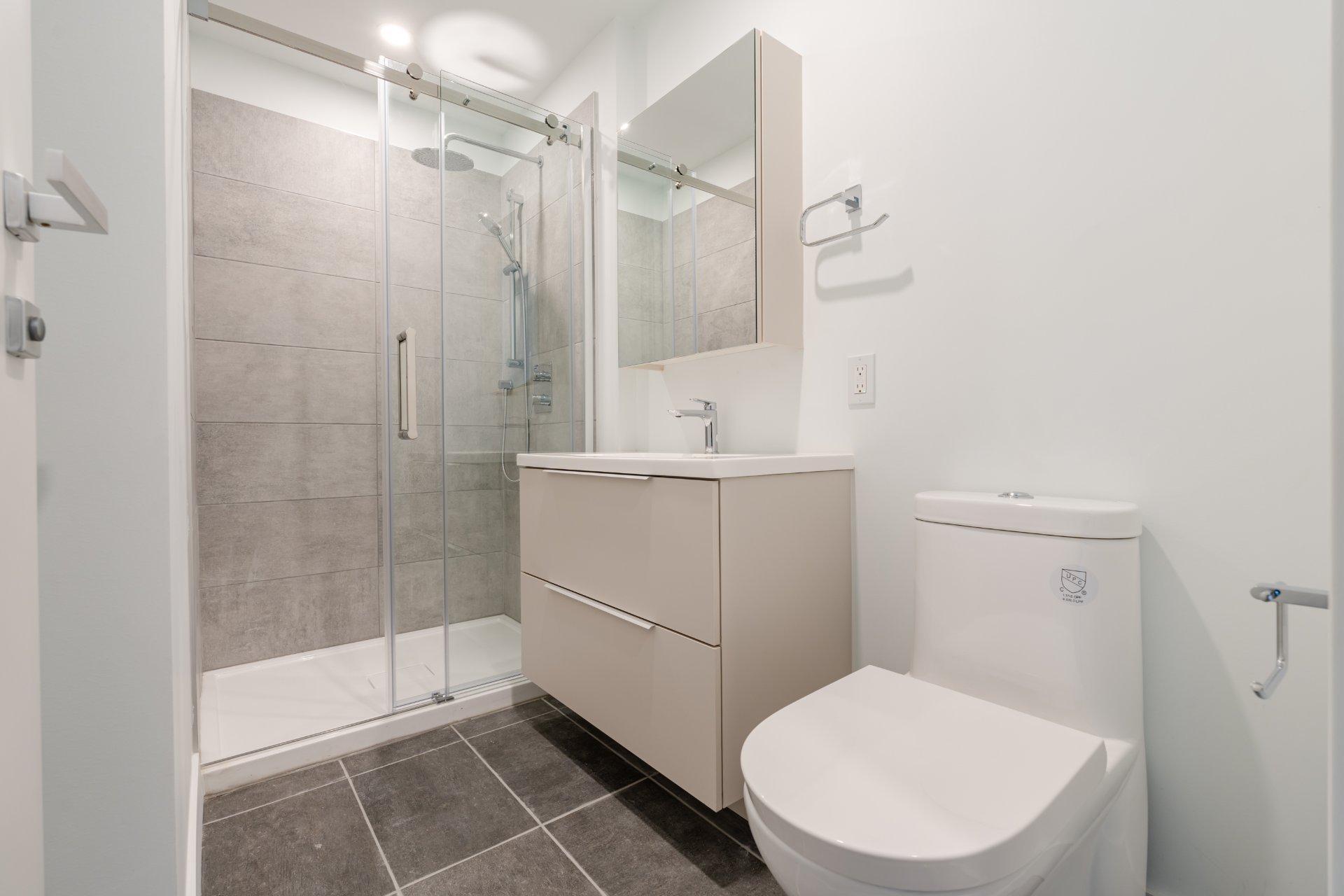 









1001


Rue Lucien-L'Allier

, 3805,
Montréal (Ville-Marie),




QC
H3G0G7

