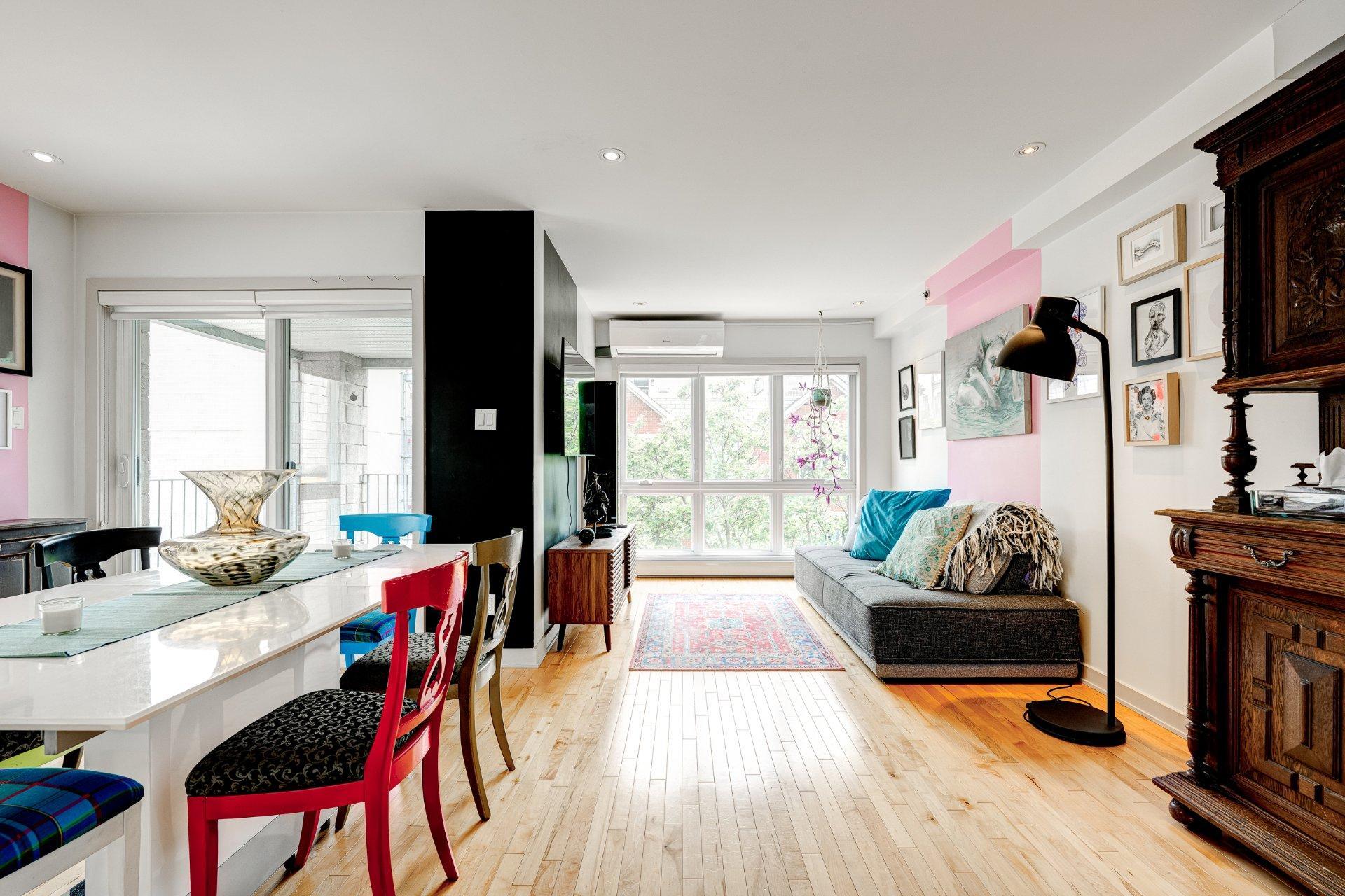 









55


Rue Roy E.

, 301,
Montréal (Le Plateau-Mont-Royal),




QC
H2W0A3

