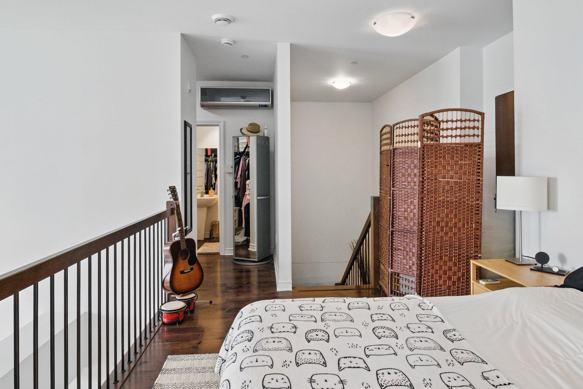 









1180


Ch. d'Aylmer

, 709,
Gatineau (Aylmer),




QC
J9H0E9

