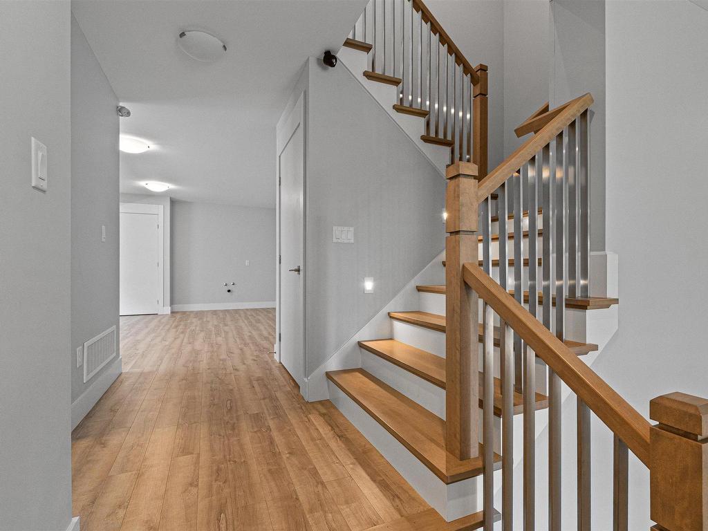 












30 Helen Creighton Court

,
West Bedford,




NS
B4B 0Z5

