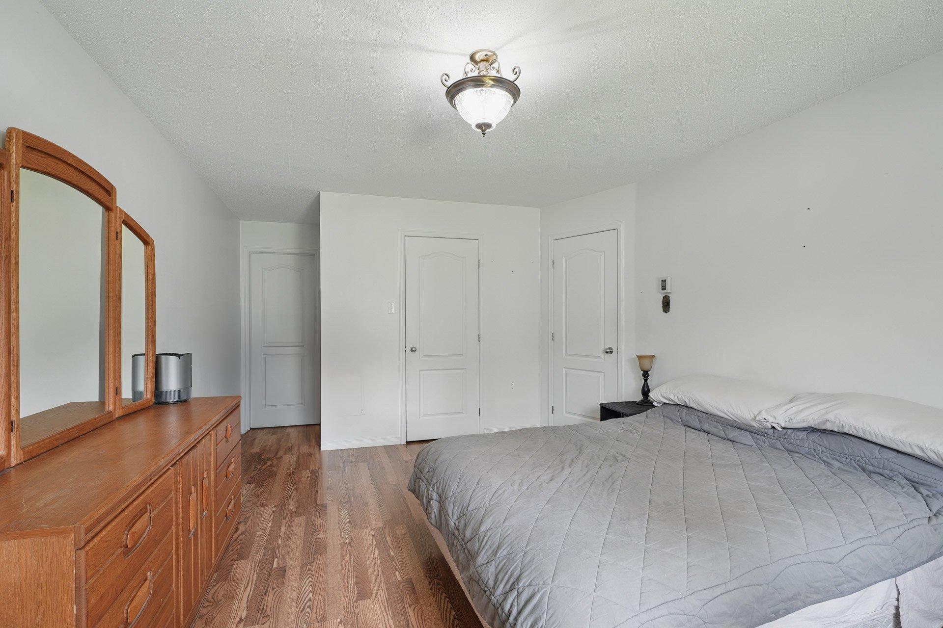 









59


Rue du Croiseur

,
Gatineau (Gatineau),




QC
J8P0A8

