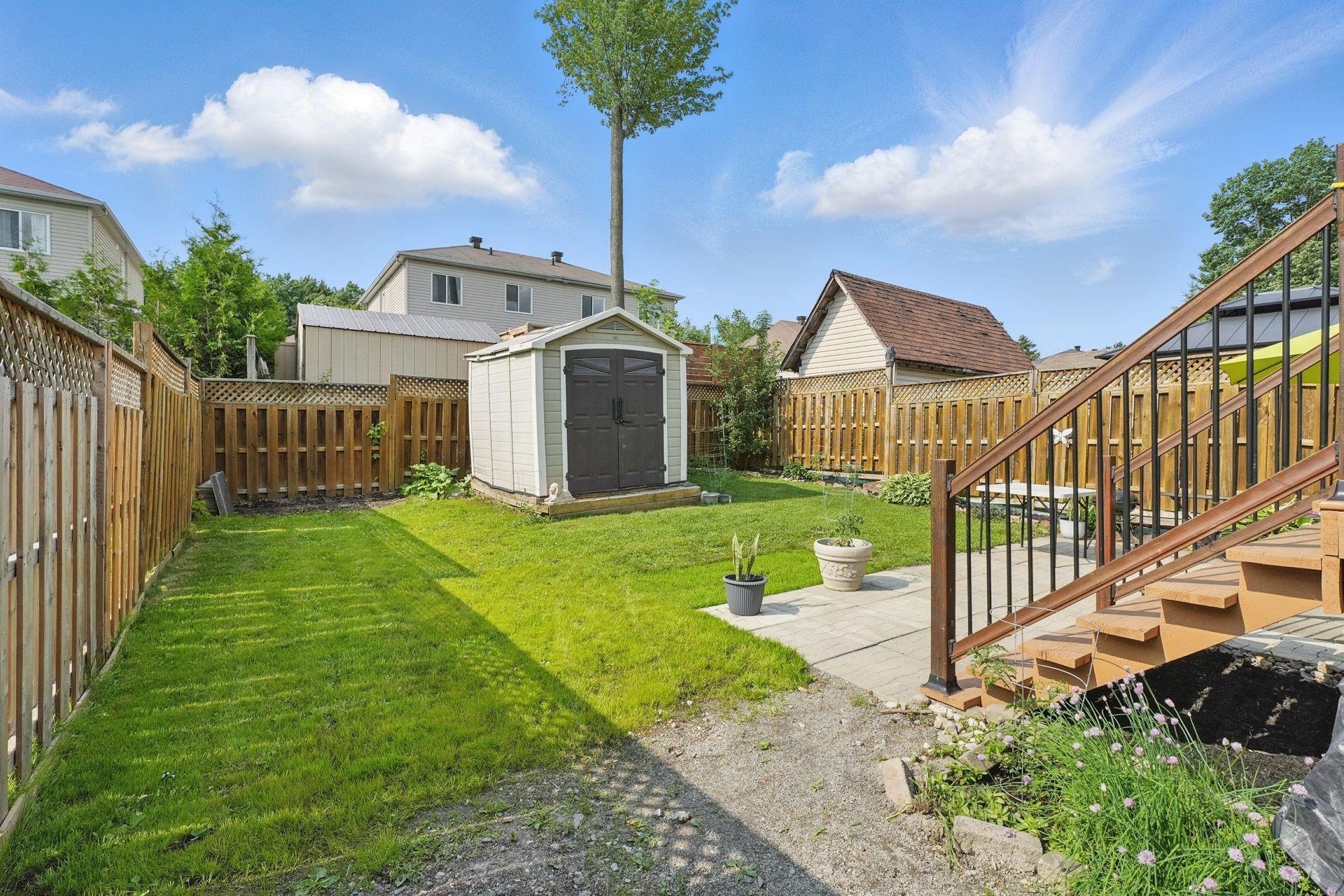 









59


Rue du Croiseur

,
Gatineau (Gatineau),




QC
J8P0A8

