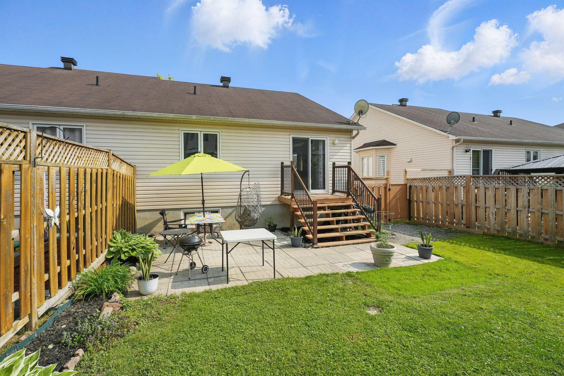 









59


Rue du Croiseur

,
Gatineau (Gatineau),




QC
J8P0A8

