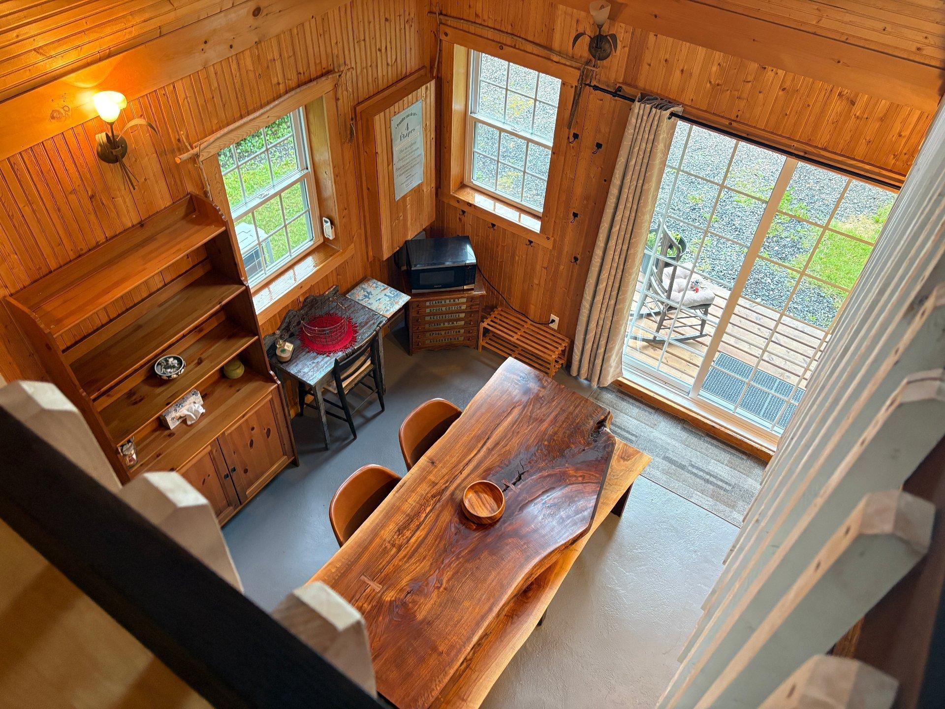 









261


Rue Principale

,
Eastman,




QC
J0E1P0

