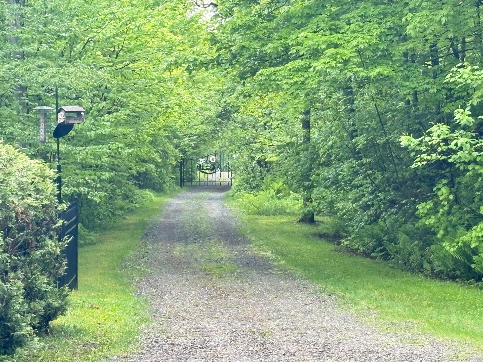 









261


Rue Principale

,
Eastman,




QC
J0E1P0

