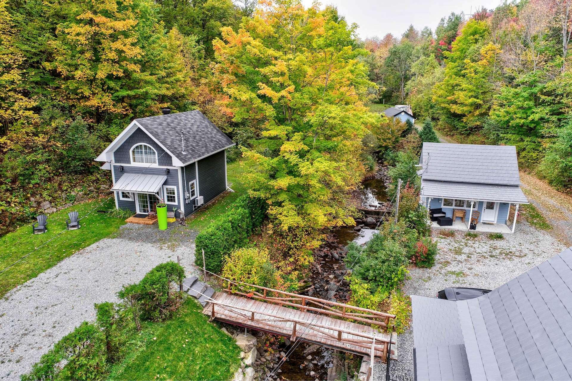 









261


Rue Principale

,
Eastman,




QC
J0E1P0

