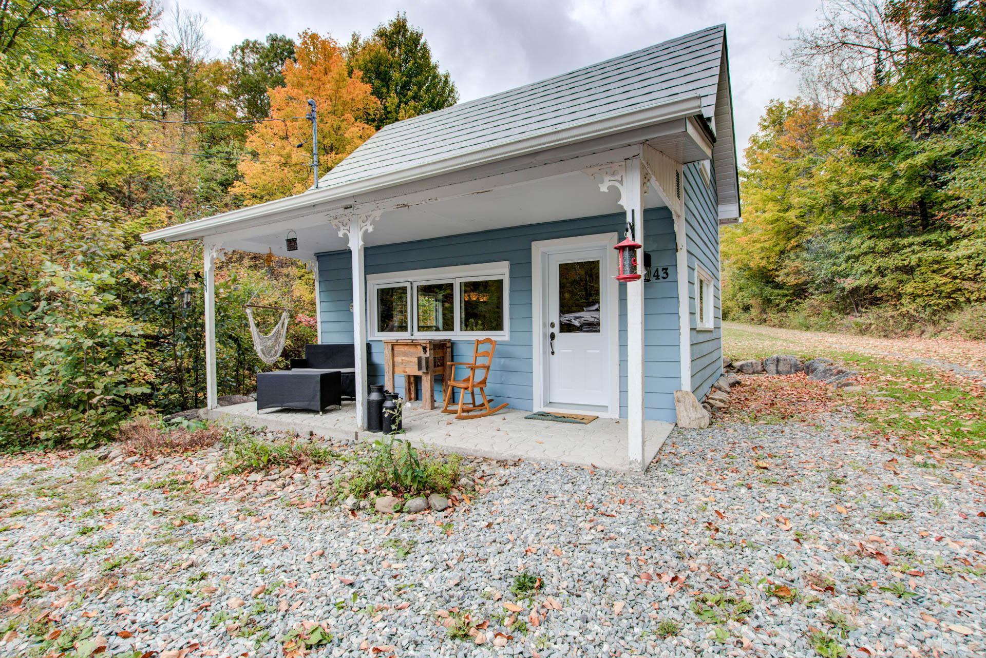 









18

 - 22


Rue Beauregard

,
Eastman,




QC
J0E1P0


