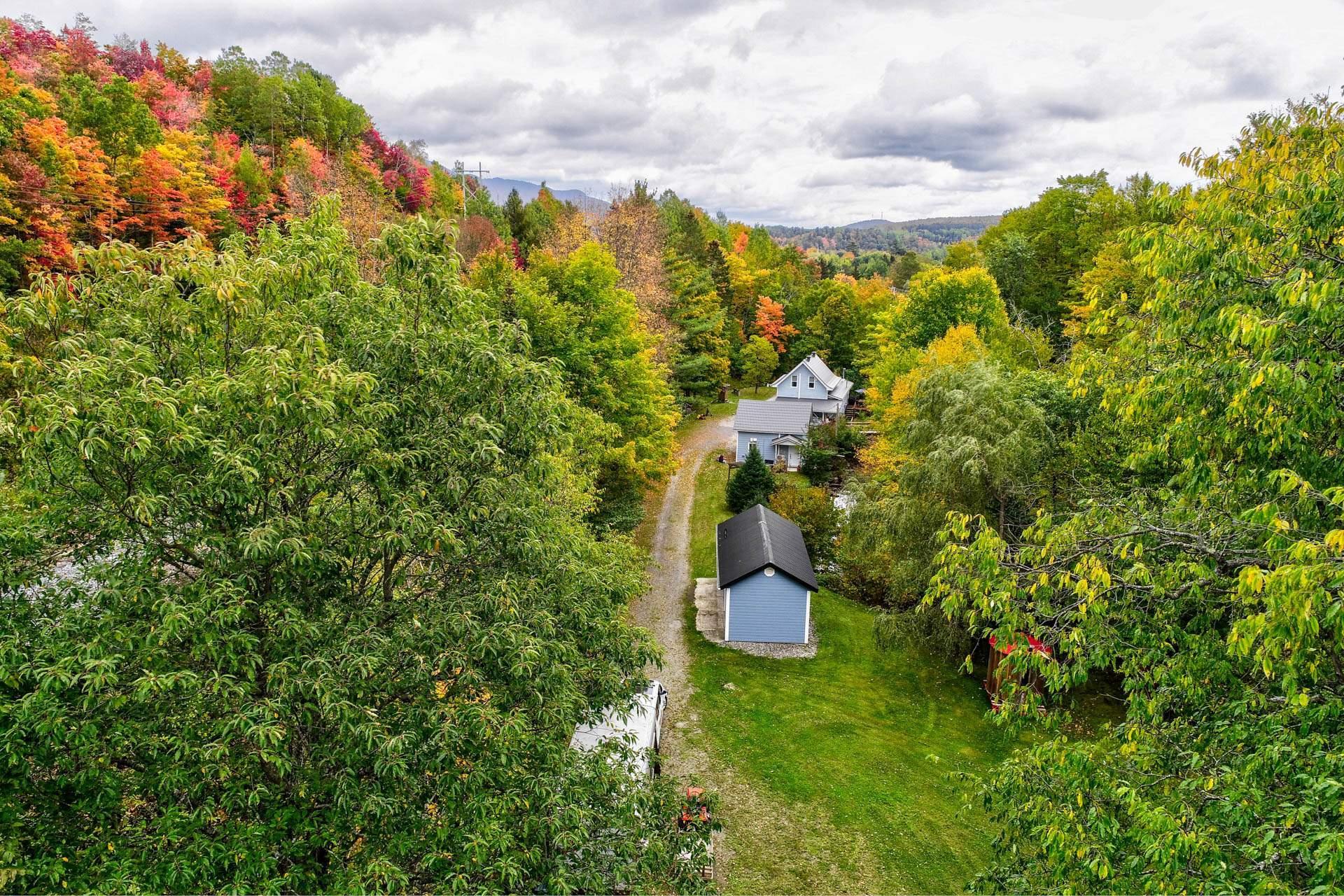 









18

 - 22


Rue Beauregard

,
Eastman,




QC
J0E1P0

