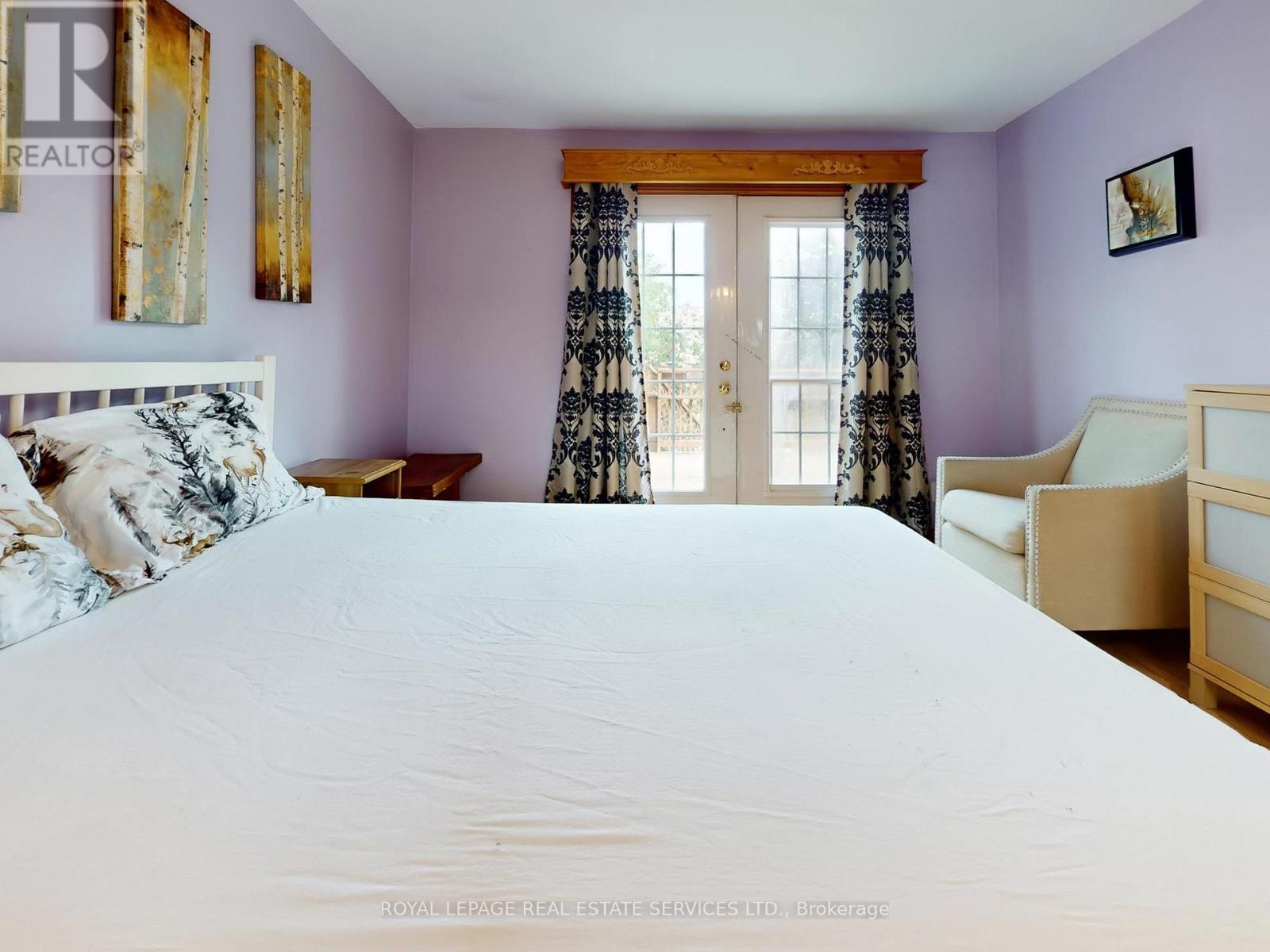












1351 MOSLEY STREET

,
Wasaga Beach,




Ontario
L9Z2C7

