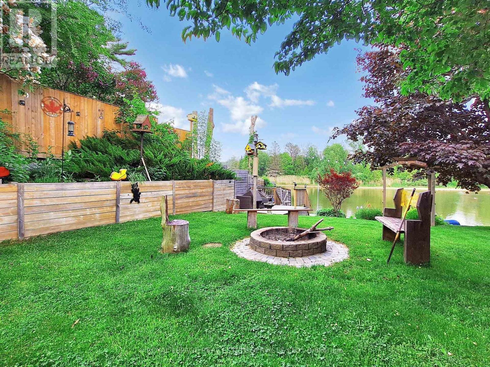 












1351 MOSLEY STREET

,
Wasaga Beach,




Ontario
L9Z2C7

