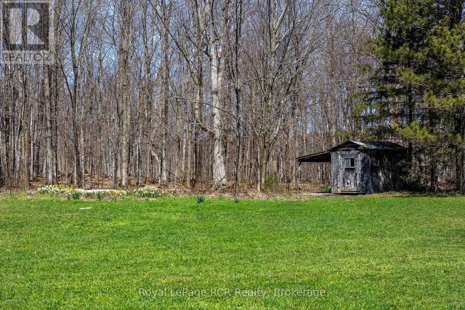 












126 WEST STREET

,
Georgian Bluffs,







Ontario
N4K5N7

