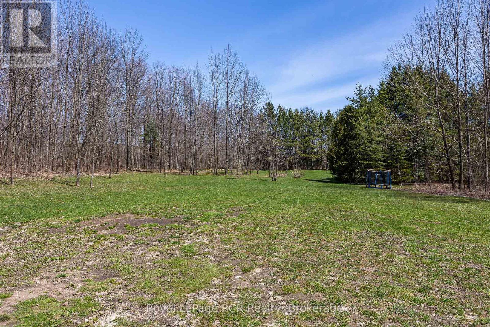 












126 WEST STREET

,
Georgian Bluffs,







Ontario
N4K5N7


