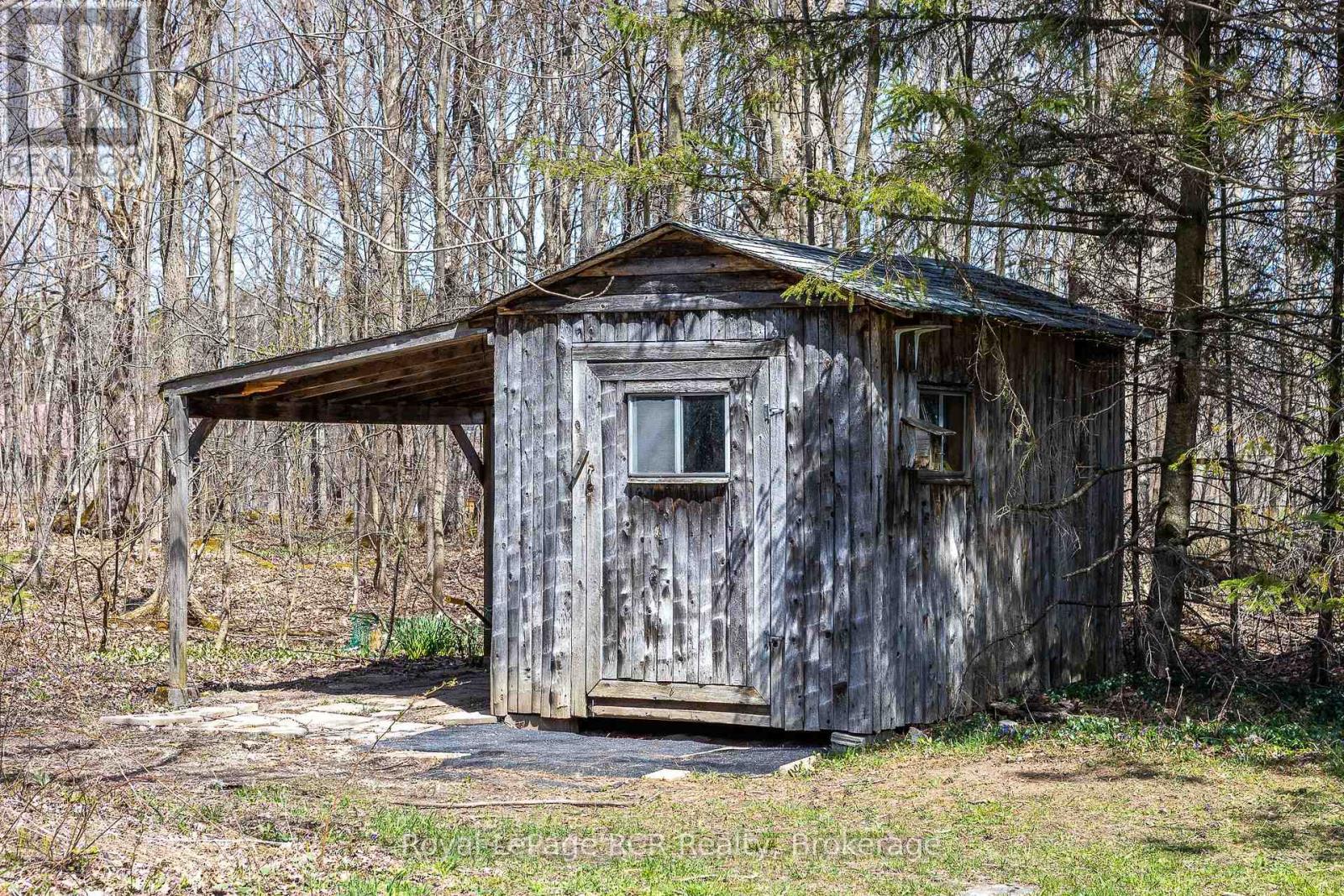 












126 WEST STREET

,
Georgian Bluffs,







Ontario
N4K5N7

